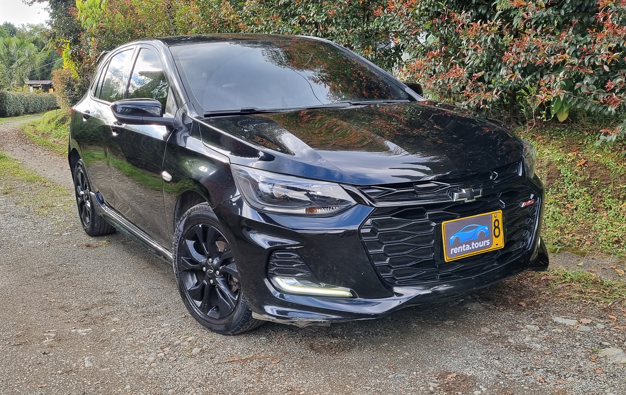 Onix turbo rs negro alquiler
